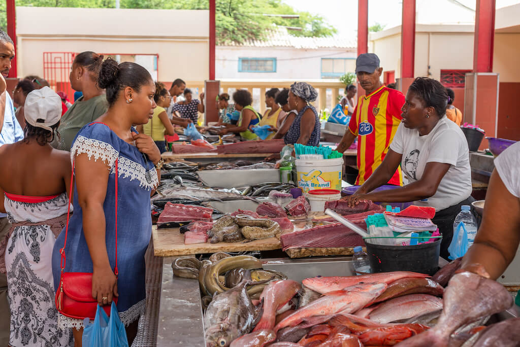 mercado-de-peixe-mindelo-sao-vicente-cabo-verde.jpg